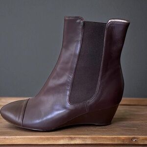 DANA DAVIS BROWN WEDGE ANKLE BOOTS Brown Kid Size 8.5B ITALY